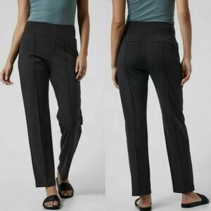 Athleta Eastbound Straight Leg Pull On Center Seam Athleisure Pant Black Size 8